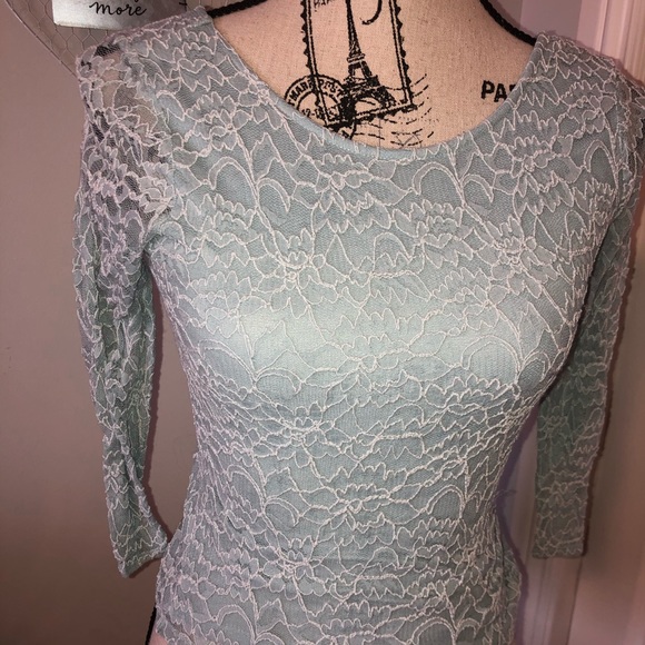 3/4 Sleeve Top - Picture 3 of 3